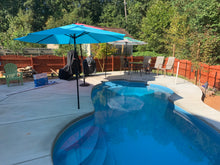 Load image into Gallery viewer, Malibu Fiberglass Pool with umbrella