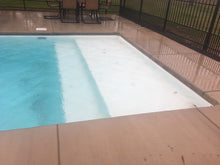 Load image into Gallery viewer, Majestic Fiberglass Pool tanning ledge